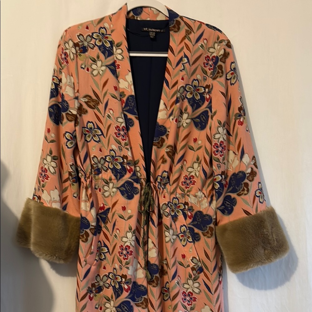 Trf-outerwear Floral Kimono with Faux Fur Cuffs Size S-M